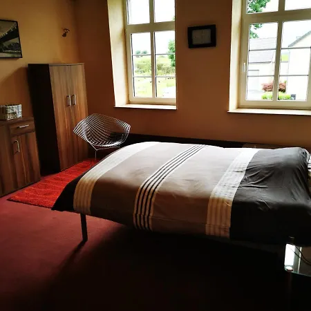 In Einem Alten Apartment Lontzen