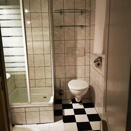 In Einem Alten Lontzen