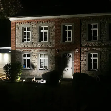 In Einem Alten アパート Lontzen