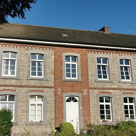 Charmante Ferienwohnung In Einem Bauernhaus *